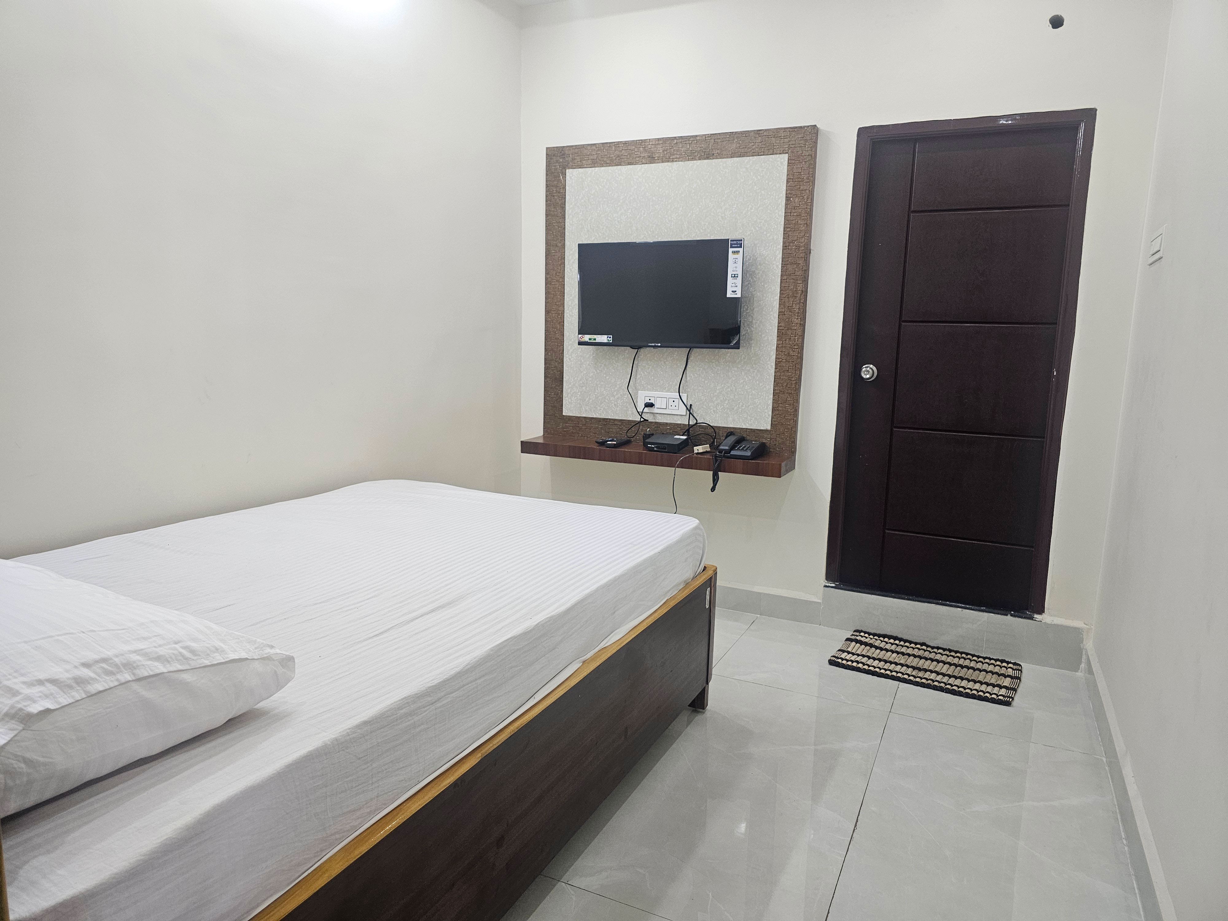 kurmannapalem-hotel-a-grand